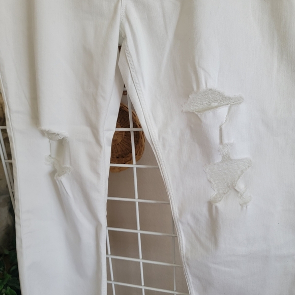 Wrangler White Distressed Jeans High Rise Crop Straight Sz 18 - Picture 2 of 7